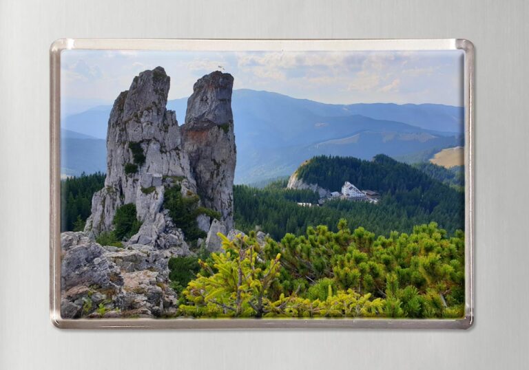 Pietrele Doamnei Rarau Mountains magnet cadouri personalizate customized gifts